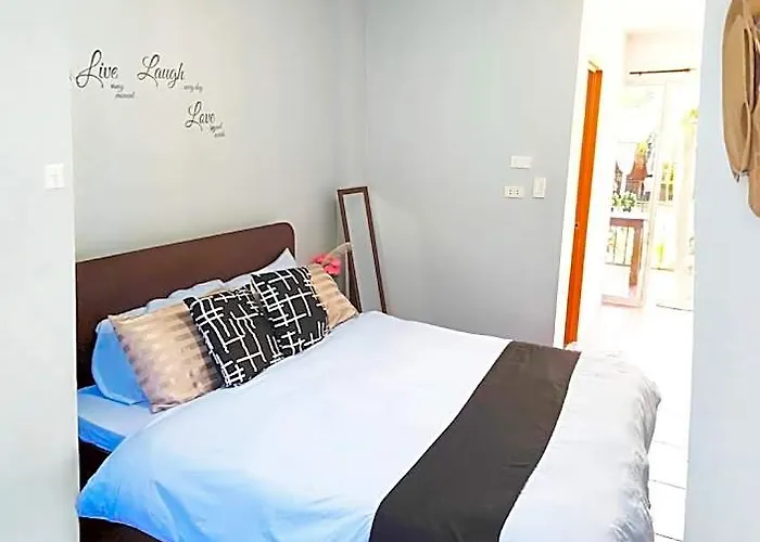 Hotell Marias Santa Fe (Cebu)